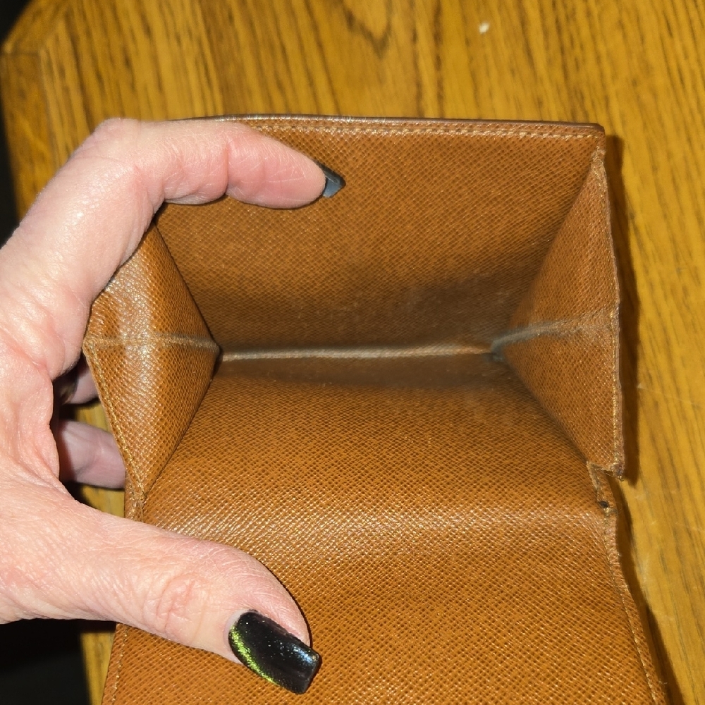 Louis Vuitton Portefeiulle Elise Monogram Bifold Wallet - Picture 8 of 13